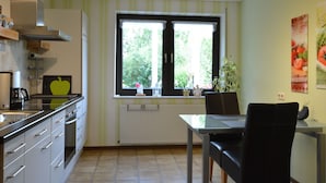 Unclassified image, 3 of 36, button - Comfortable and Beautiful Apartment in the Hünruck With Magnificent Enclosed Garden (Mastershausen)
