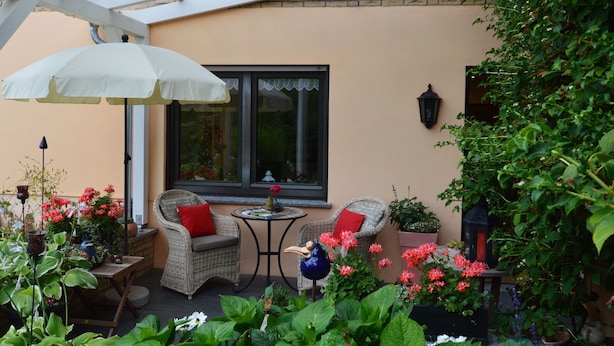 Unclassified image, 1 of 36, button - Comfortable and Beautiful Apartment in the Hünruck With Magnificent Enclosed Garden (Mastershausen)