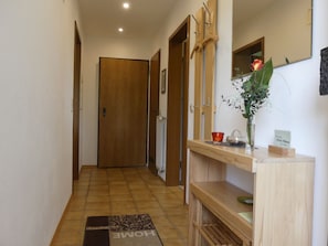 Reception - Comfortable and Beautiful Apartment in the Hünruck With Magnificent Enclosed Garden (Mastershausen)