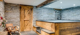 Group Stay With Spa in Vielsalm