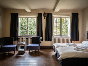 House | 24 bedrooms, individually furnished, bed sheets - Group Stay With Spa in Vielsalm (Vielsalm)