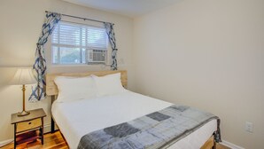 아파트 (2 Bedrooms) | 2 개의 침실, 다리미/다리미판