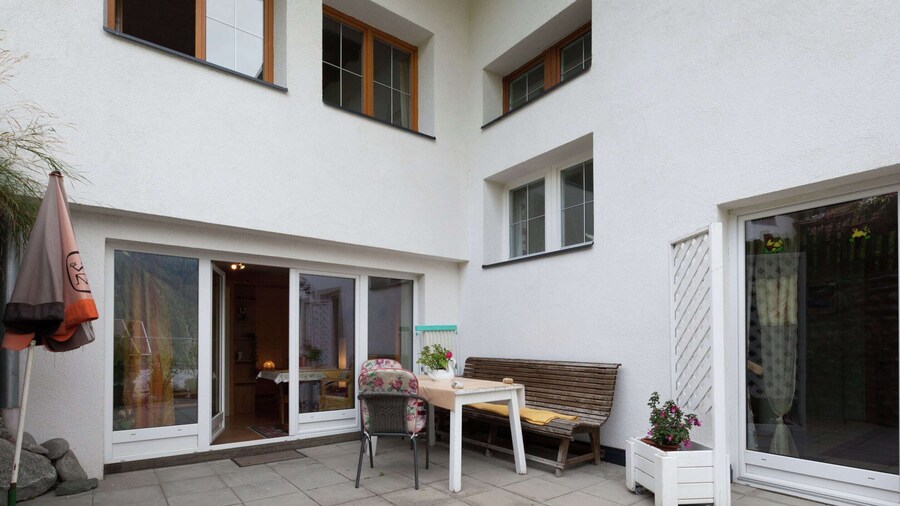 Spacious Apartment in LĂ€ngenfeld near Ătz Valley Alps