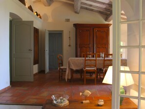 Dining - Alluring Villa in La Croix Valmer With Swimming Pool (La Croix-Valmer)