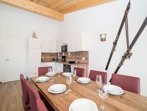 Dining - Modern Apartment in Werfenweng With Sauna (Werfenweng)