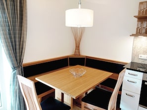 Dineren