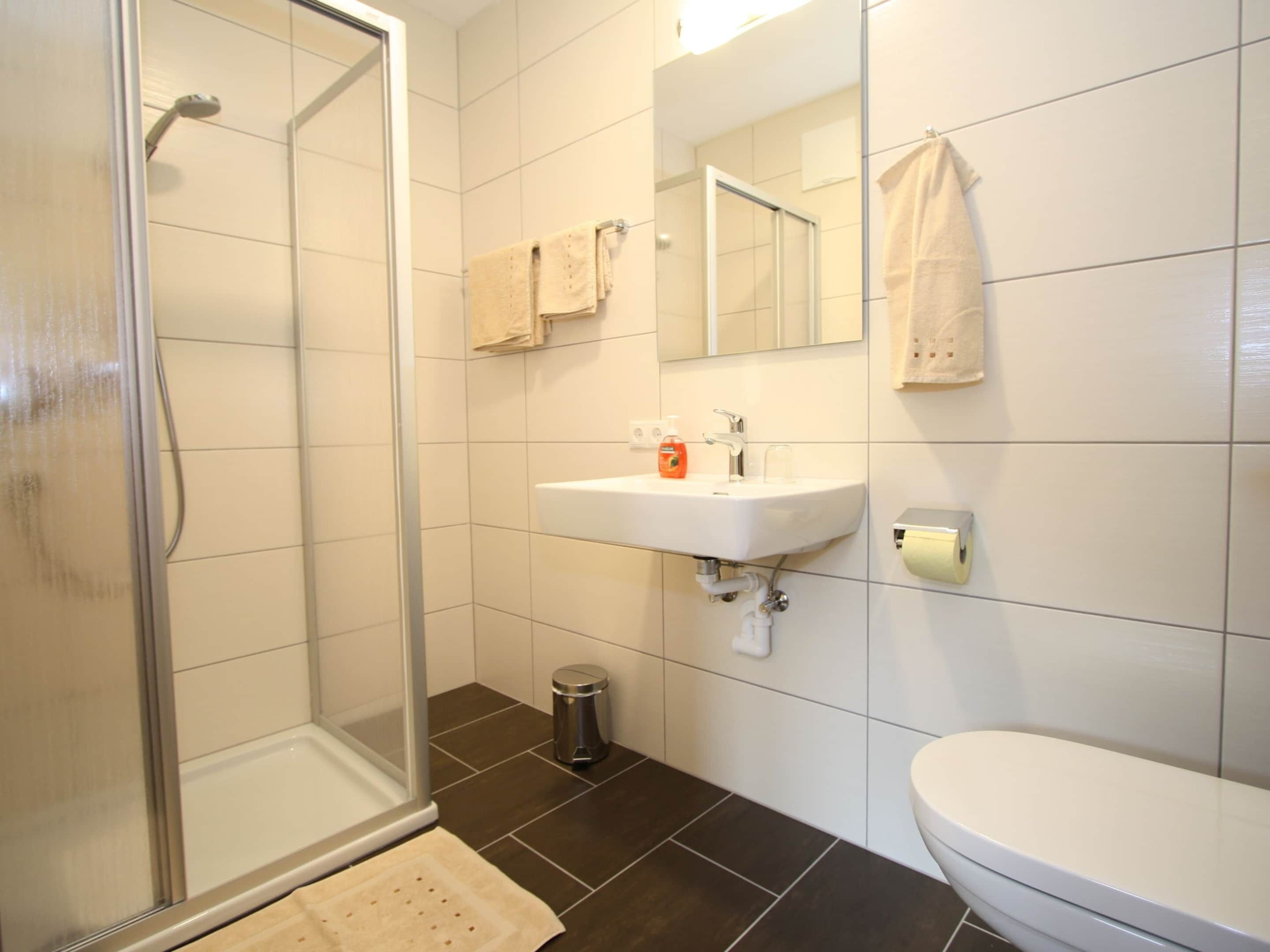 Apartment | Bathroom