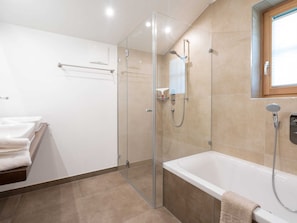 Chalet | Badezimmer | Dusche