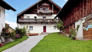 Exterior - Spacious Cottage near Ski Area in Sankt Johann im Pongau (Sankt Johann im Pongau)