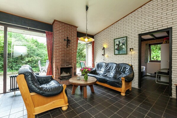 Maison | Salle de séjour | Cheminée