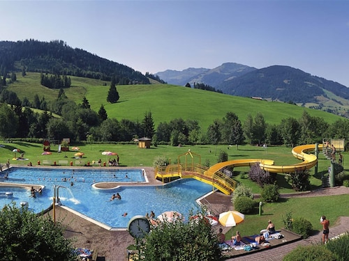 Large Apartment in Maria Alm With Terrace