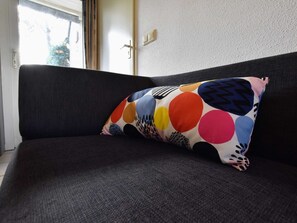 4 bedrooms, individually furnished, bed sheets