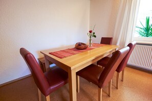 Apartment | Dining - Apartment With Sauna (Zandt)