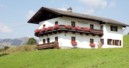 Bright Holiday Home in Saalbach With Mountain View