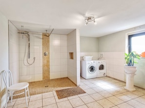 House | Bathroom - Holiday Home Eifelhome in Germany (Kleinlangenfeld)