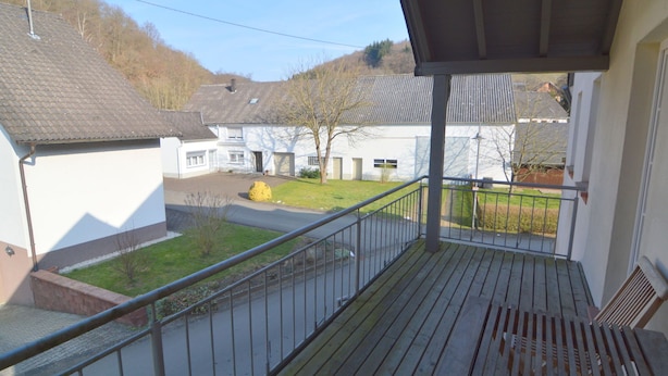 Balcony - Fine Spacious and Modern Apartment in the Heart of the Magnificent Hunsruck Scenery (Gräfendhron)