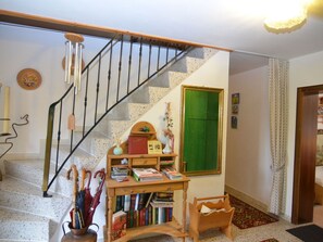 House | Dining