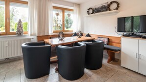 Dining - Spacious Apartment in Ellmau With Private Terrace (Ellmau)