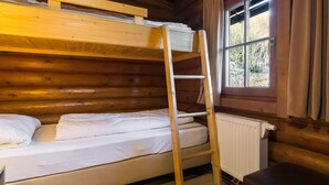 Chalé | 3 quartos, individualmente mobiliados