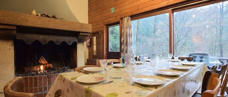 House | Tempat makan