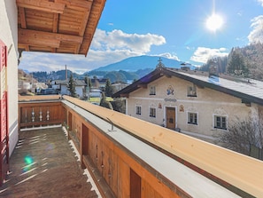 Balcony - Luxurious Chalet Near Ski Lift in Hopfgarten (Hopfgarten im Brixental)