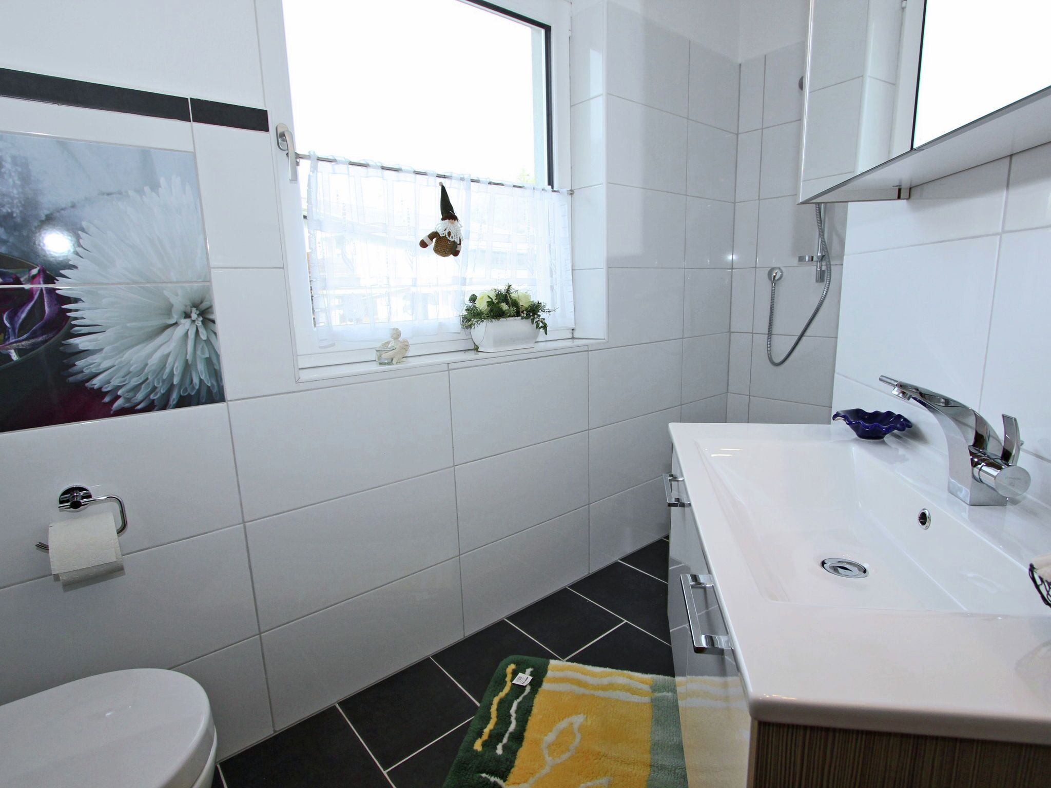 Apartment | Bathroom | Shower, towels