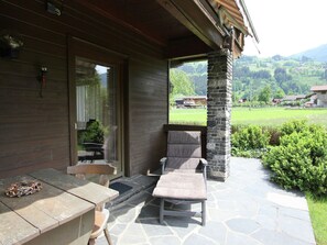 Balcony - Modern Cottage Near Ski Area in Stumm (Stumm)