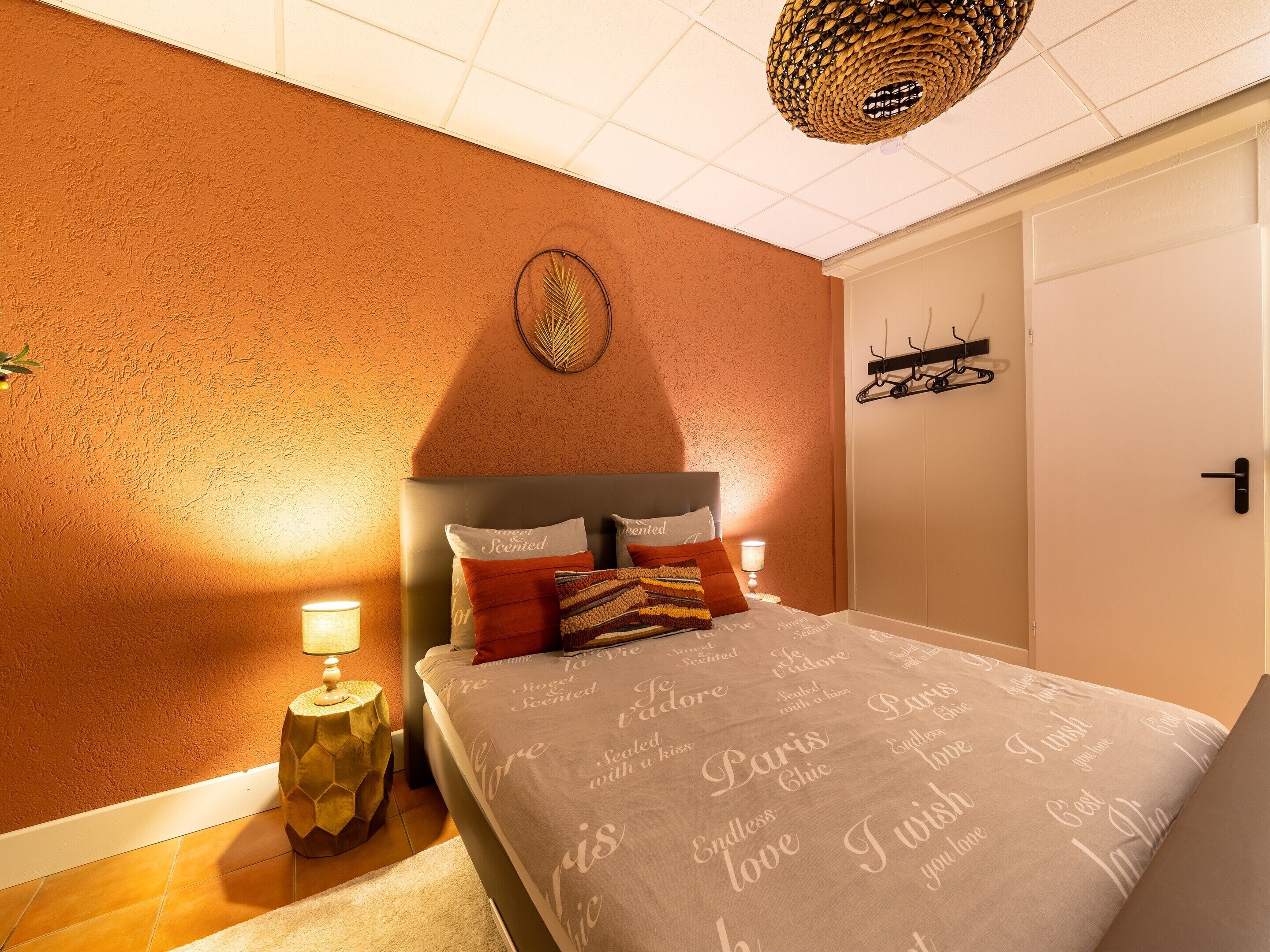 Appartement | 3 slaapkamers, individueel gemeubileerd, beddengoed