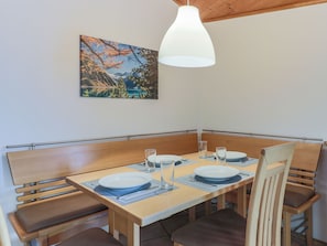 Dining - Urban Apartment in Itter near Edelweiss Communal Pool & Ski Lift (Itter)