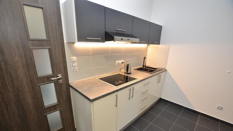 Cozy Forest Adventure Stay