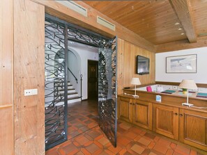 House | Reception - Chalet in Angerberg Near Skiwelt Slopes (Angerberg)