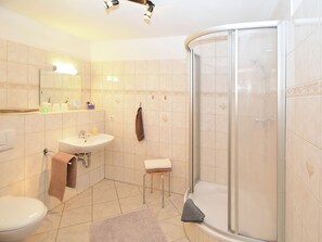 Apartment | Bathroom - Modern Apartment in Bad Suderode World Heritage (Quedlinburg)