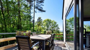 Balcony - Modern Furnished, Comfortable House With Large Sunny Terrace and Beautiful View (Durbuy)