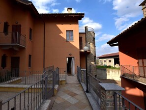 Exterior - Hillview Langhe Apartment (Belvedere Langhe)