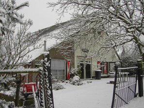 House | Exterior - Holiday Home in Bergen op Zoom With Garden (Bergen op Zoom)