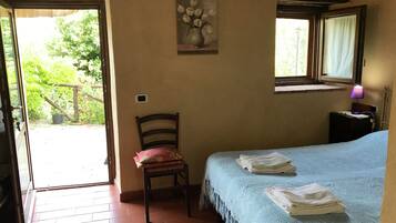 1 bedroom, individually furnished, bed sheets