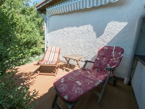 House | Balcony - Tempting Holiday Home in Gntersberge for Romantic Getaway (Harzgerode)