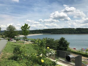 บ้านพัก | บริเวณภายนอก