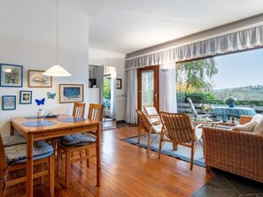 House | Dining - Seeblick-flucht in Langscheid (Sundern)