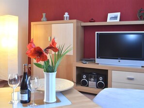 1 bedroom, individually furnished, bed sheets - Modernly Furnished Apartment With Garden use in Ilsenburg Harz (Ilsenburg)