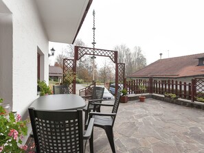 House | Balcony