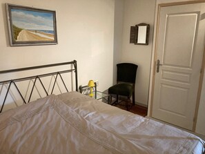Casa de campo | 1 habitación, muebles diferentes y ropa de cama 