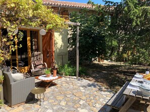 Cottage | View from property - Saint-jean Rural Cottage for 4 With Pool (Saint-Jean-de-Sauves)