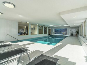 Apartemen | Kolam renang | Kolam renang outdoor dan sebuah kolam renang air hangat