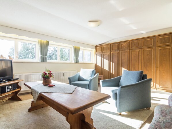 Apartment | Living area - Apartment in Riezlern Near Ski Slope (Mittelberg)