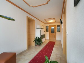 Reception - Splendid Apartment in Aschau im Zillertal With Garden (Aschau Im Zillertal)
