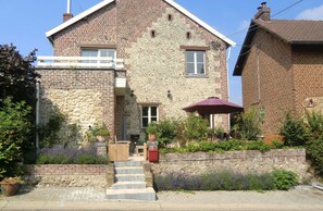 House | Exterior - Heritage Holiday Home in Voeren With Terrace (Voeren)