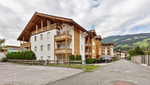 Exterior - Quaint Apartment in Kirchberg with Balcony near Lake (Kirchberg in Tirol)