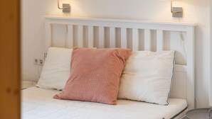 1 bedroom, individually furnished, bed sheets - Quaint Apartment in Kirchberg with Balcony near Lake (Kirchberg in Tirol)