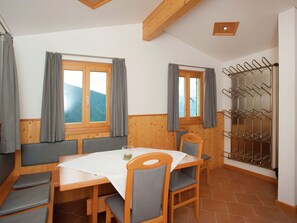 Dining - Lush Apartment in Silbertal With Garden (Silbertal)